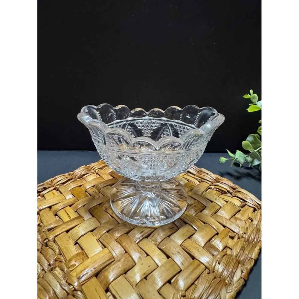 Clear Glass Pedestal Bowl Scalloped Edge